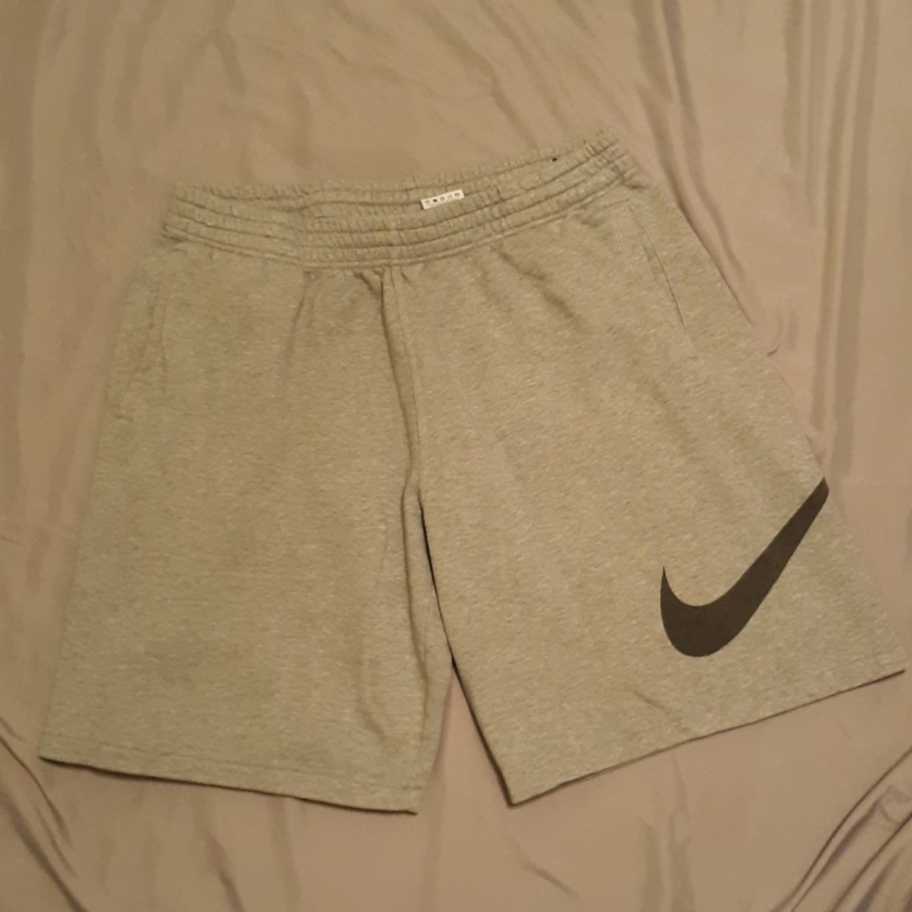 Mens Nike XXL shorts Terry